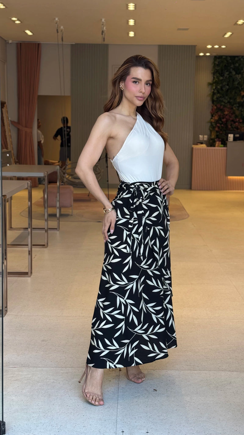 Saia Envelope Viscolinho Leandra Preta